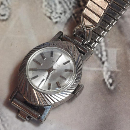 Citizen charm Analog Mechanical (Manual) Women