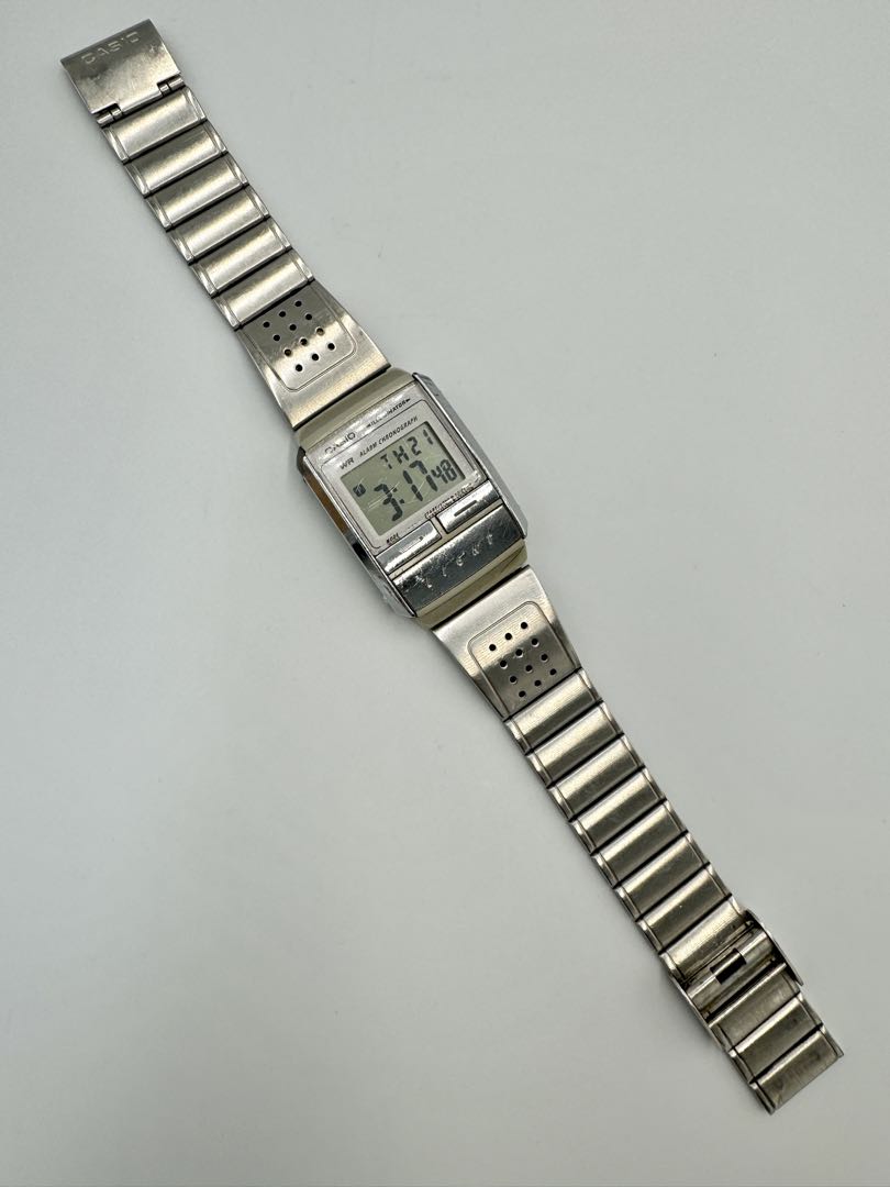 Casio Illuminator 1604 A200 Digital Quartz Unisex Adults Watch Y2K Retro Vintage