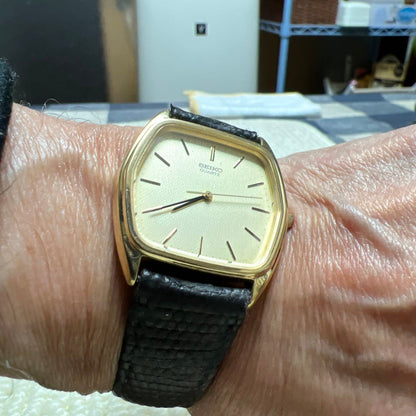 Seiko 9021-5110 Analog Quartz Men