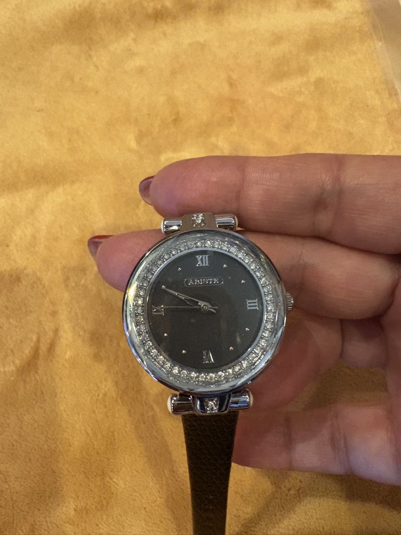 Abiste Analog Quartz Women