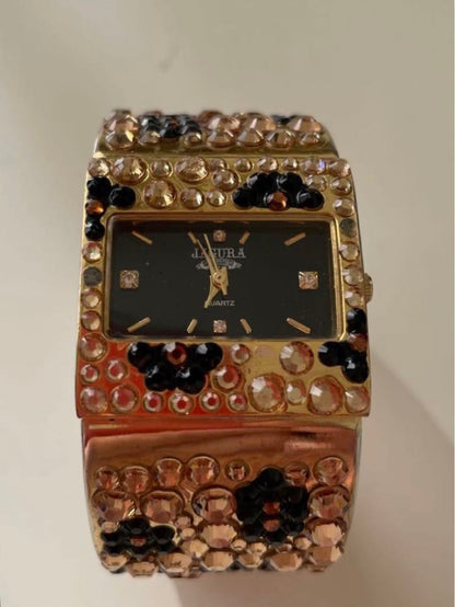 Jaggler Analog Quartz Women