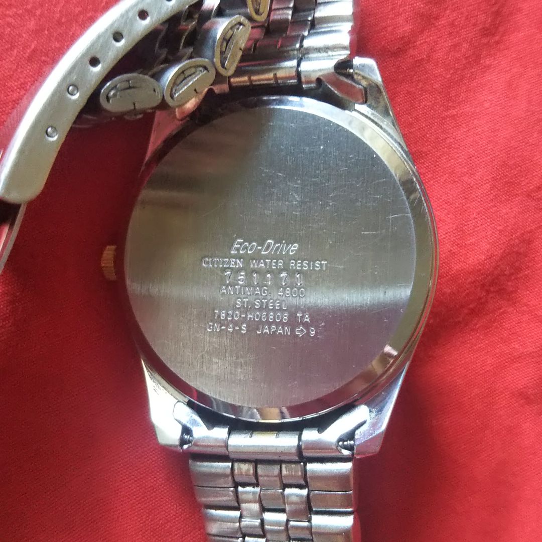 Citizen Eco-Drive FORMA Analog Solar Men
