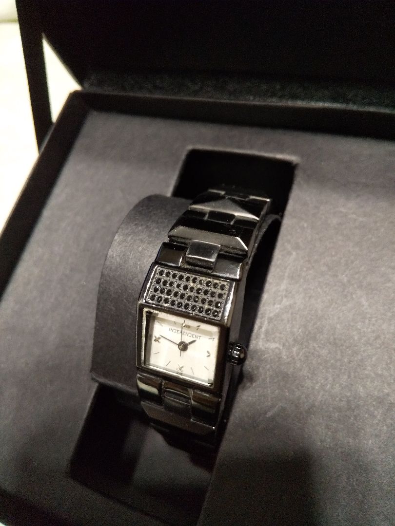 Citizen Independent Analog Quartz Women