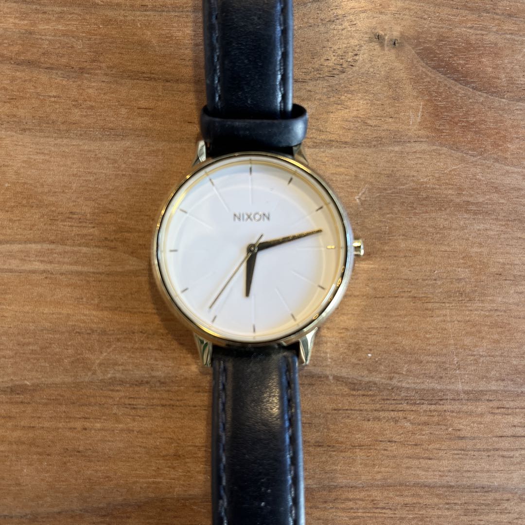 Analog Quartz Women