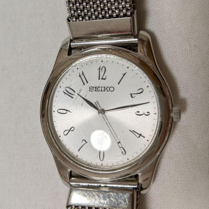Seiko 7N01-0DE0 Analog Quartz Men
