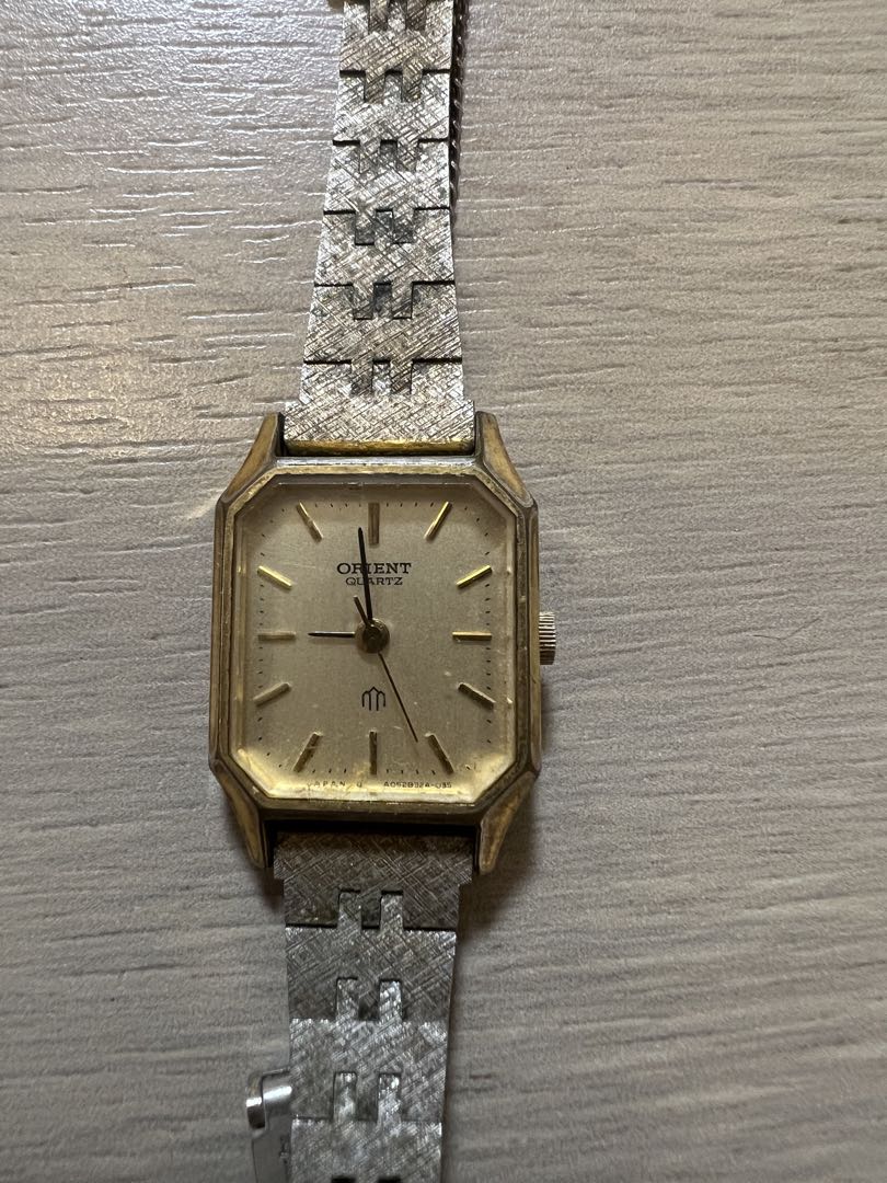Orient A05832-40 Analog Quartz Women