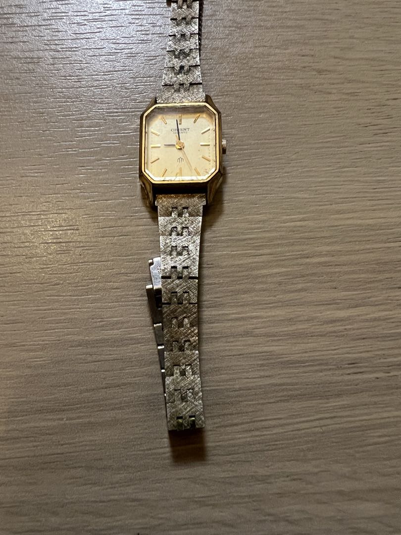 Orient A05832-40 Analog Quartz Women