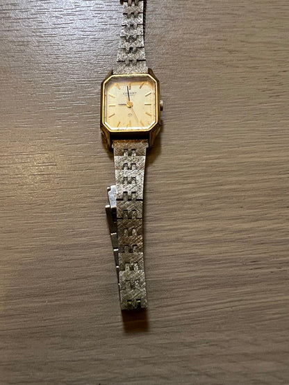 Orient A05832-40 Analog Quartz Women