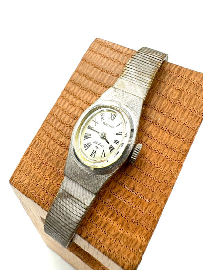 Seiko Dress 1120-7000 Analog Mechanical (Manual) Women Hi-Beat Vintage Wgp Manual Junk Ladies Watch Japan