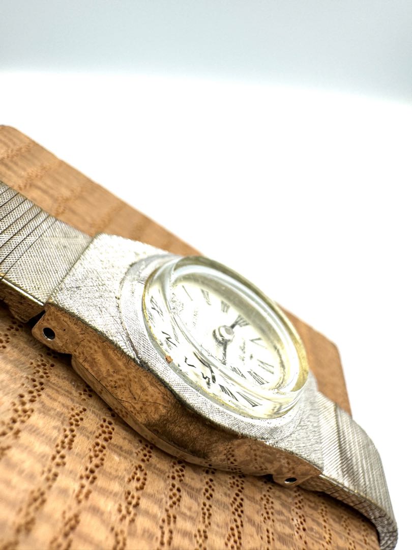 Seiko Dress 1120-7000 Analog Mechanical (Manual) Women Hi-Beat Vintage Wgp Manual Junk Ladies Watch Japan