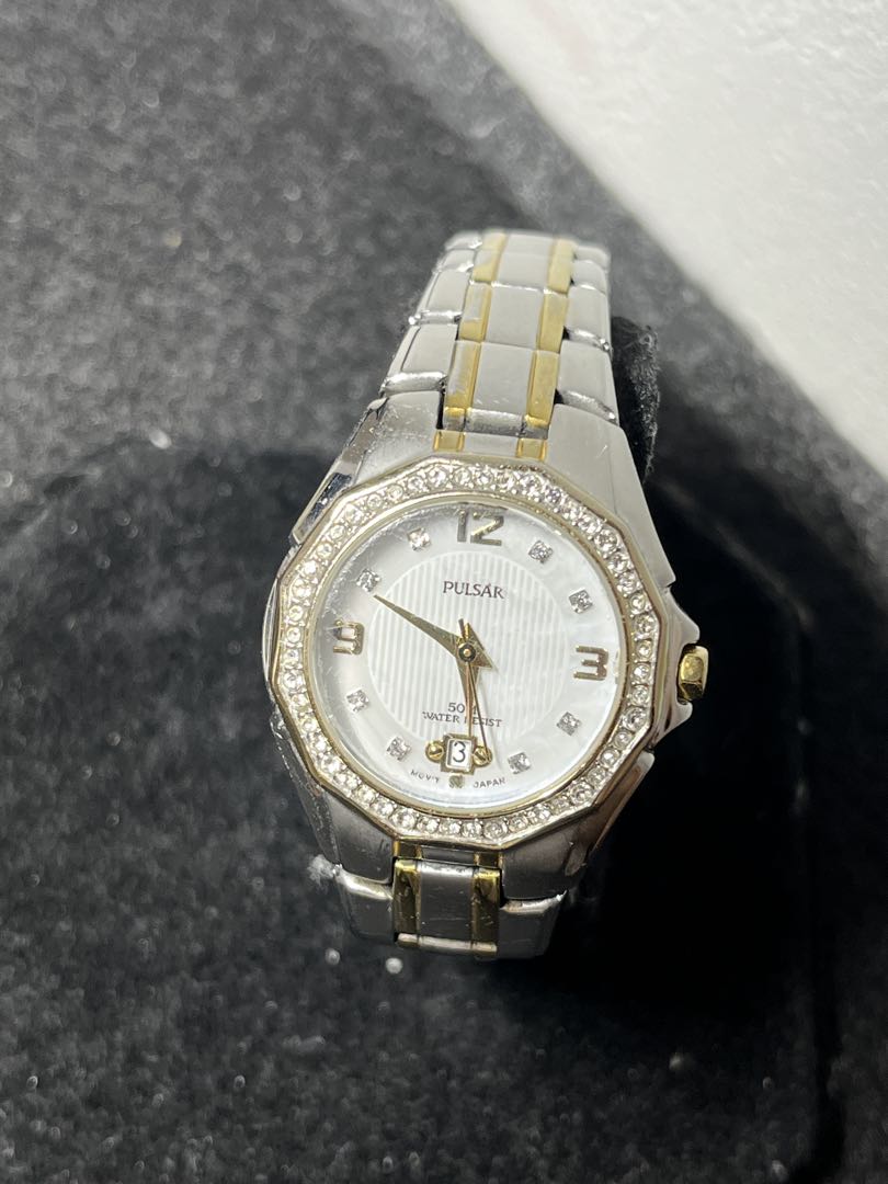 Seiko Pulsar Analog Quartz Women
