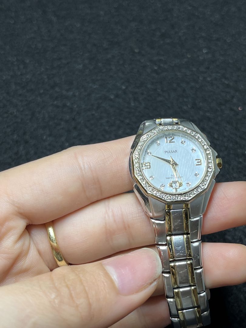 Seiko Pulsar Analog Quartz Women