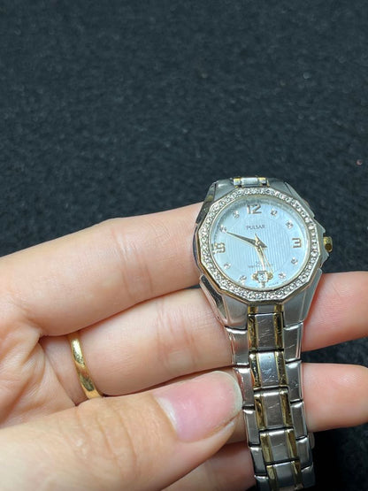 Seiko Pulsar Analog Quartz Women