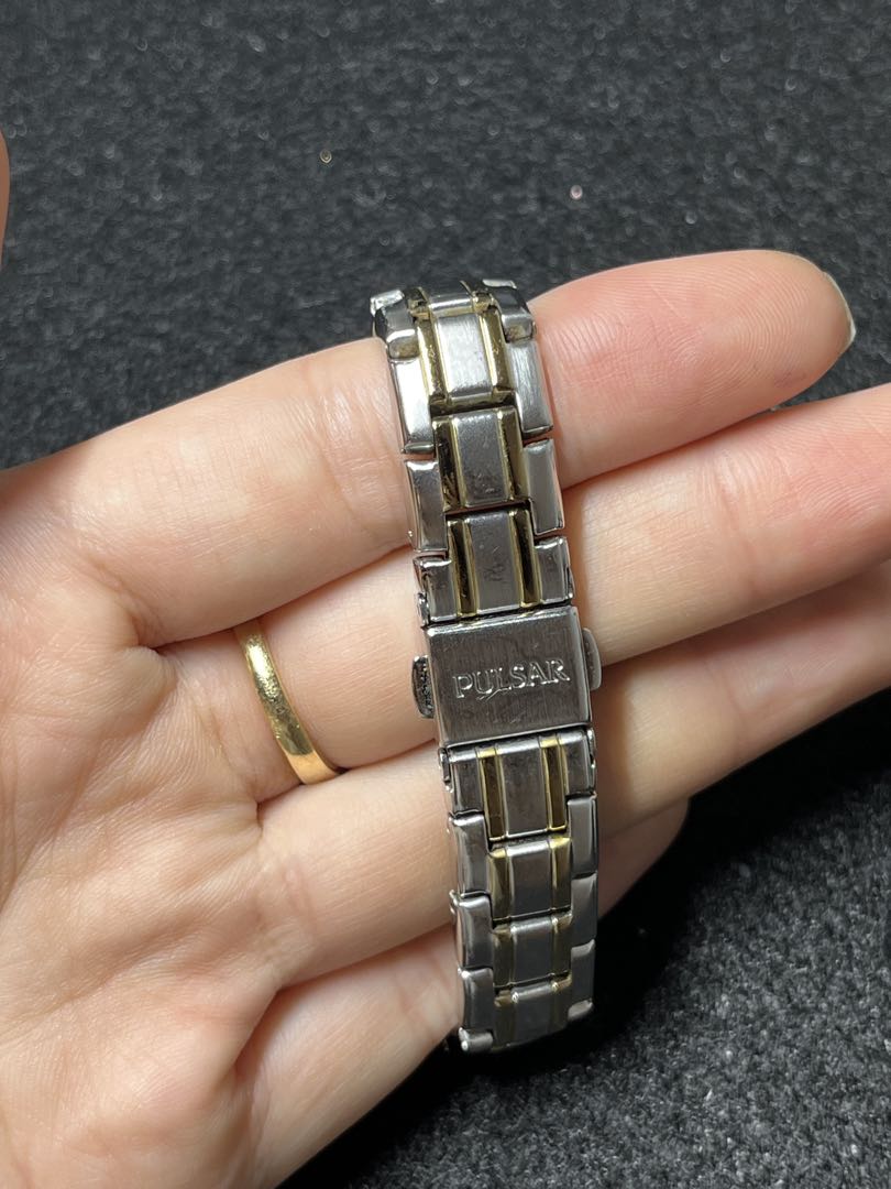 Seiko Pulsar Analog Quartz Women