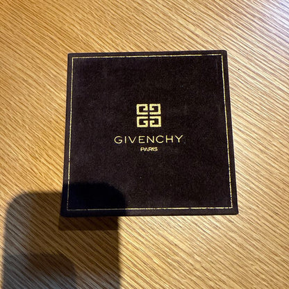 Givenchy Analog Quartz Men