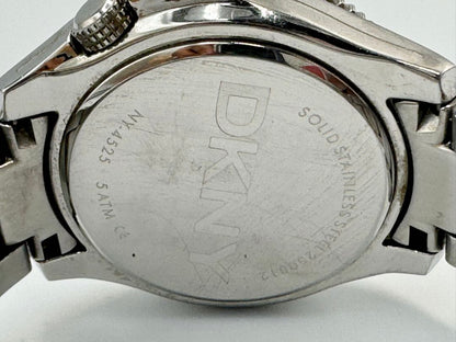 Dkny / Donna Karan New York Analog Quartz Men Diver Watch