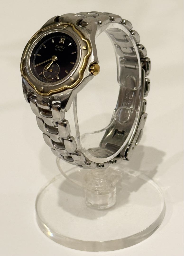 Seiko Lucent 7N08-0010 Analog Quartz Women