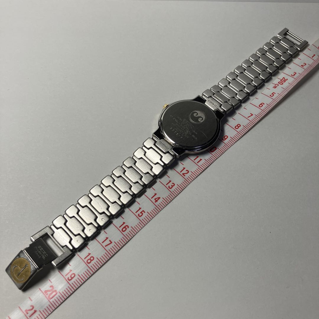 Seiko Presage Analog Quartz Women Presage Beautiful Item Running