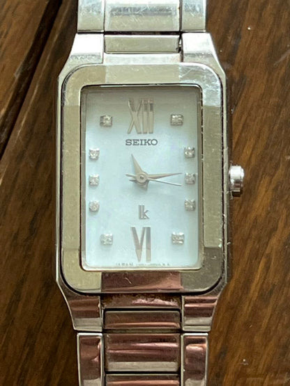 Seiko lk/lukia 1N01-OBYO Analog Quartz Women