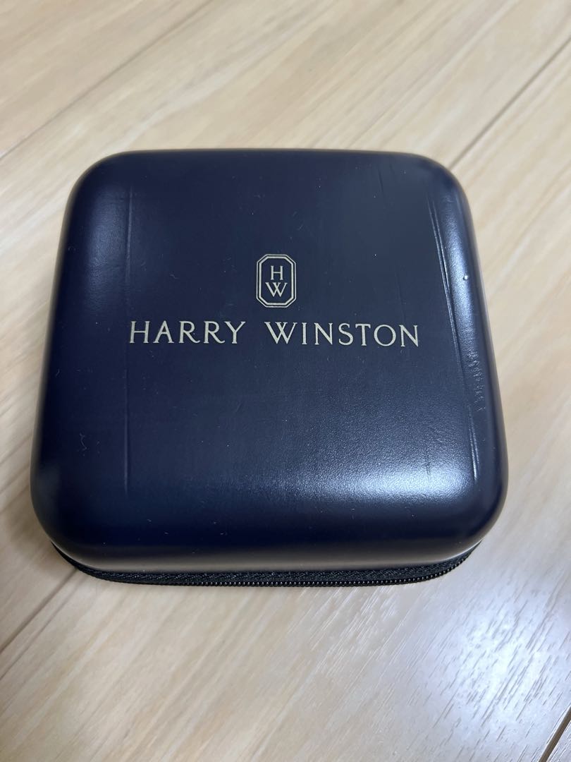 Harry Winston Analog Quartz Women