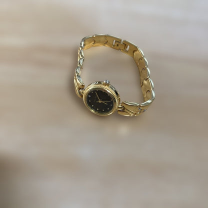 Louis Dior Analog Quartz Women