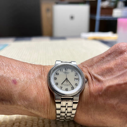Seiko Dolce 5K22-OA40 Analog Solar Men
