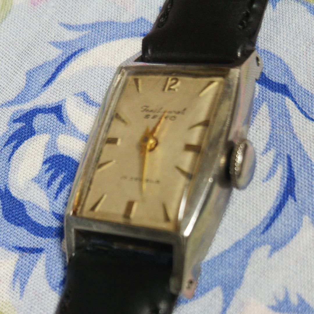 Seiko Analog Mechanical (Manual) Women