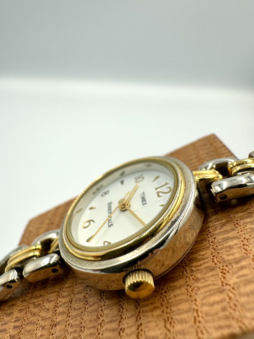 Timex Essentials Analog Quartz Women Ladies Two Tone Round White Dial Vintage Watch Running