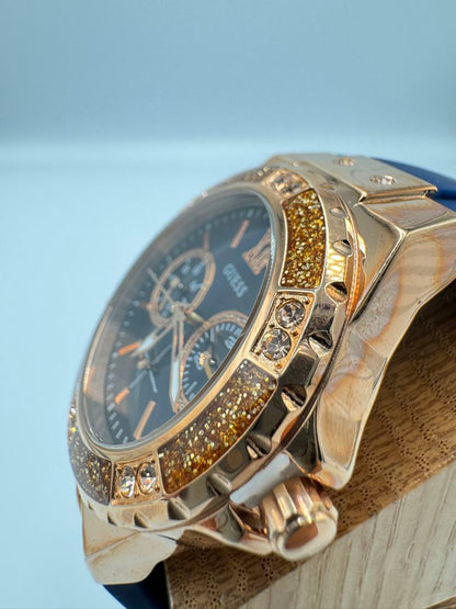 Guess Analog Quartz Women Watch Excellent Condition