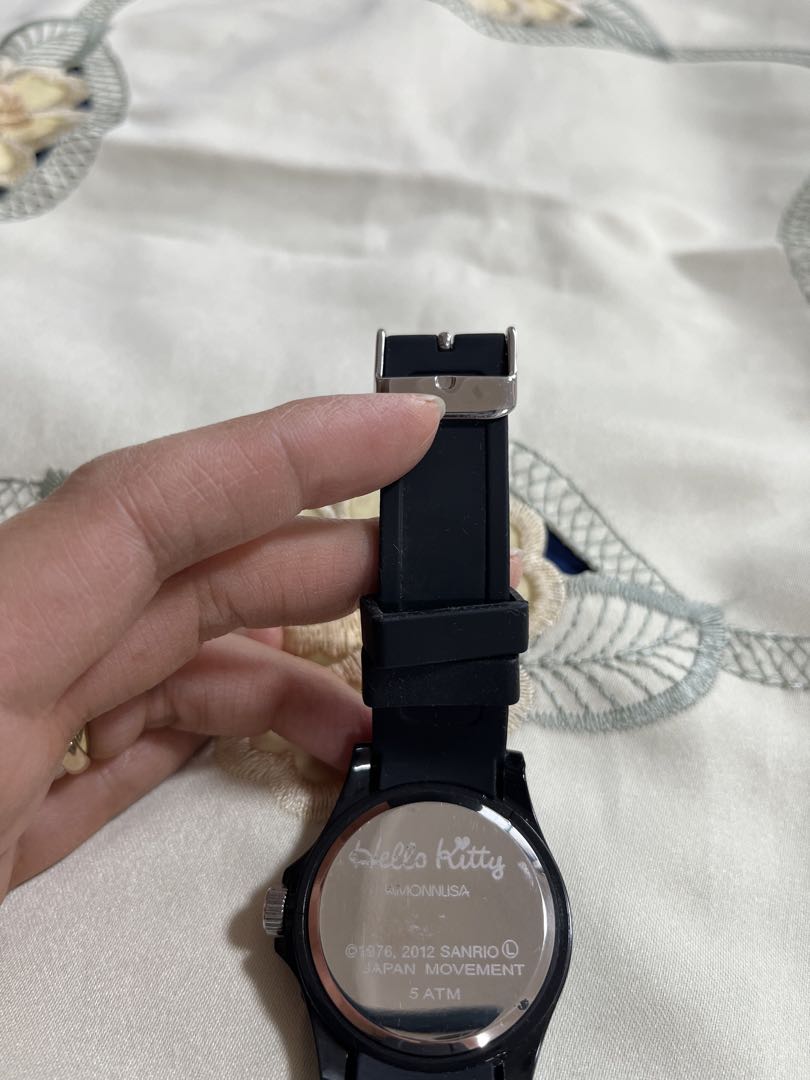 Amonnlisa Hello Kitty Digital Quartz Women