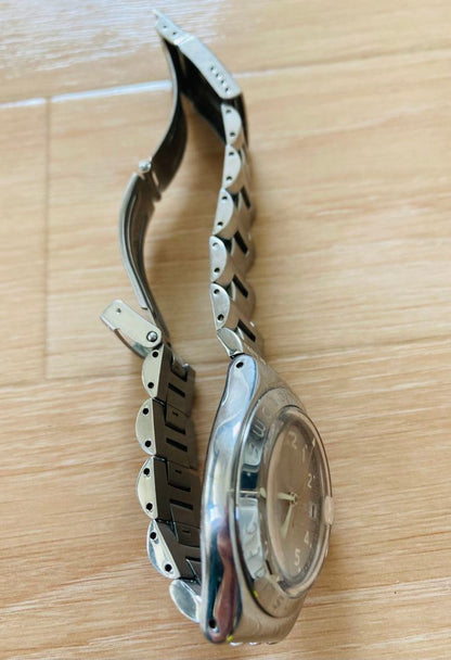 Swatch Analog Quartz Women