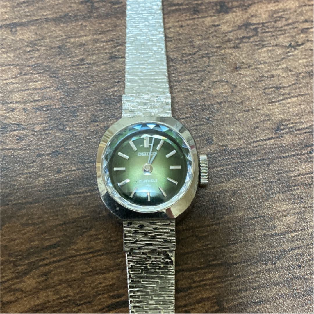 Seiko Analog Mechanical (Manual) Women