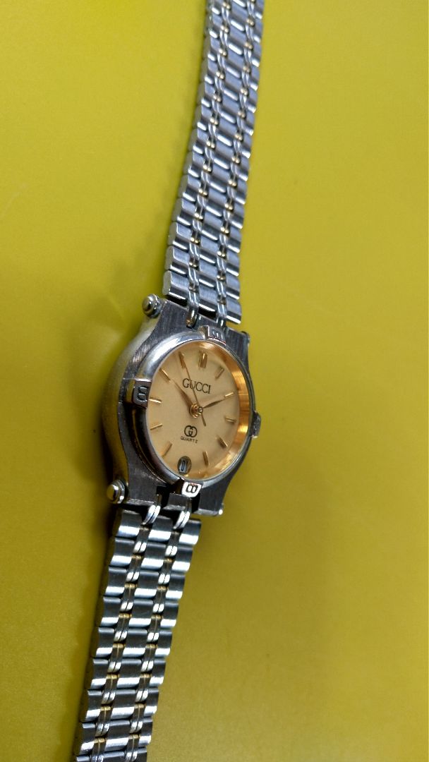 Gucci Analog Quartz Women