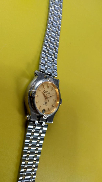 Gucci Analog Quartz Women
