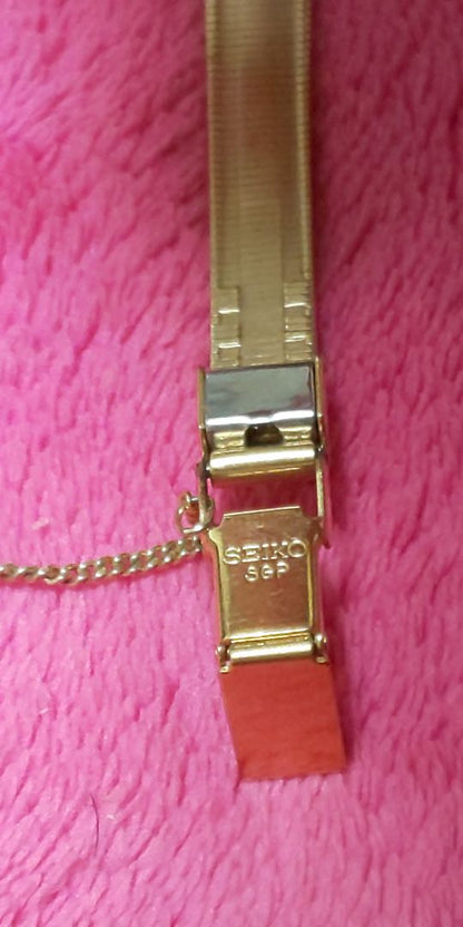 Seiko Analog Quartz Women