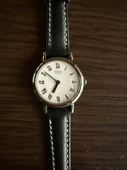 Seiko Analog Quartz Women