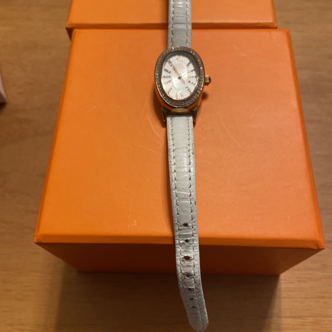 Analog Quartz Women