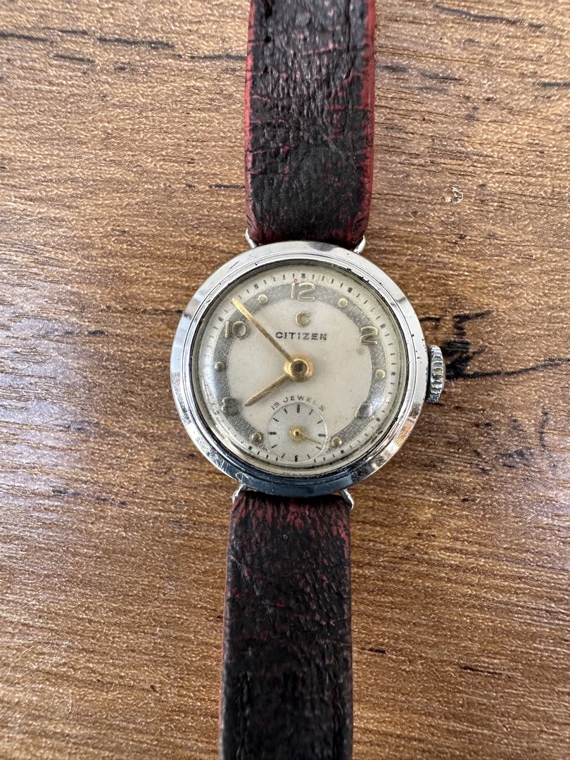 Citizen Analog Mechanical (Manual) Women 15 Jewelsmanual Winding Watch(F139) [For Parts / Junk]