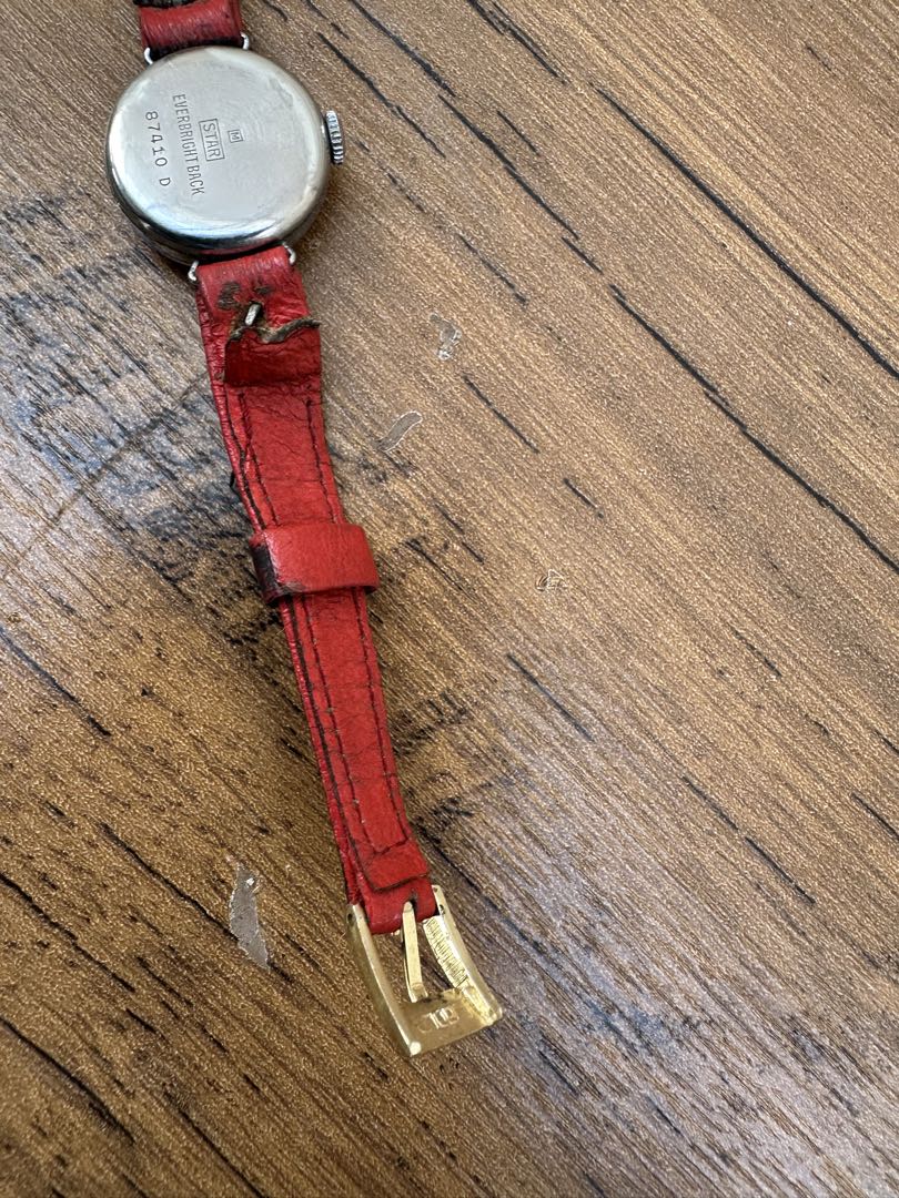 Citizen Analog Mechanical (Manual) Women 15 Jewelsmanual Winding Watch(F139) [For Parts / Junk]
