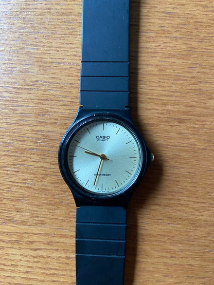 Casio MQ-24-9ELJ Analog Quartz Men