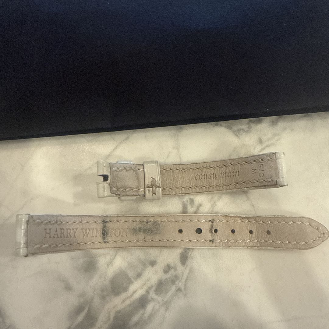 Harry Winston Analog Quartz Women