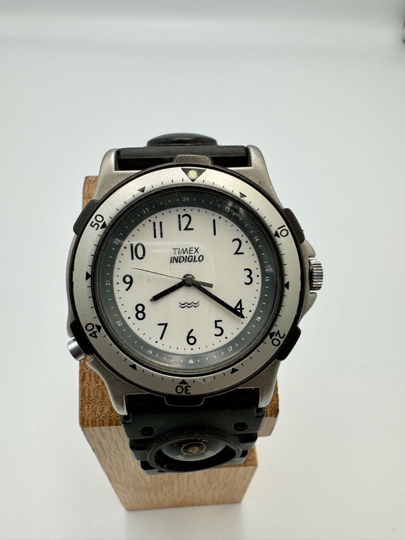 TIMEX Quartz Watch NOT WORKING FOR PARTS