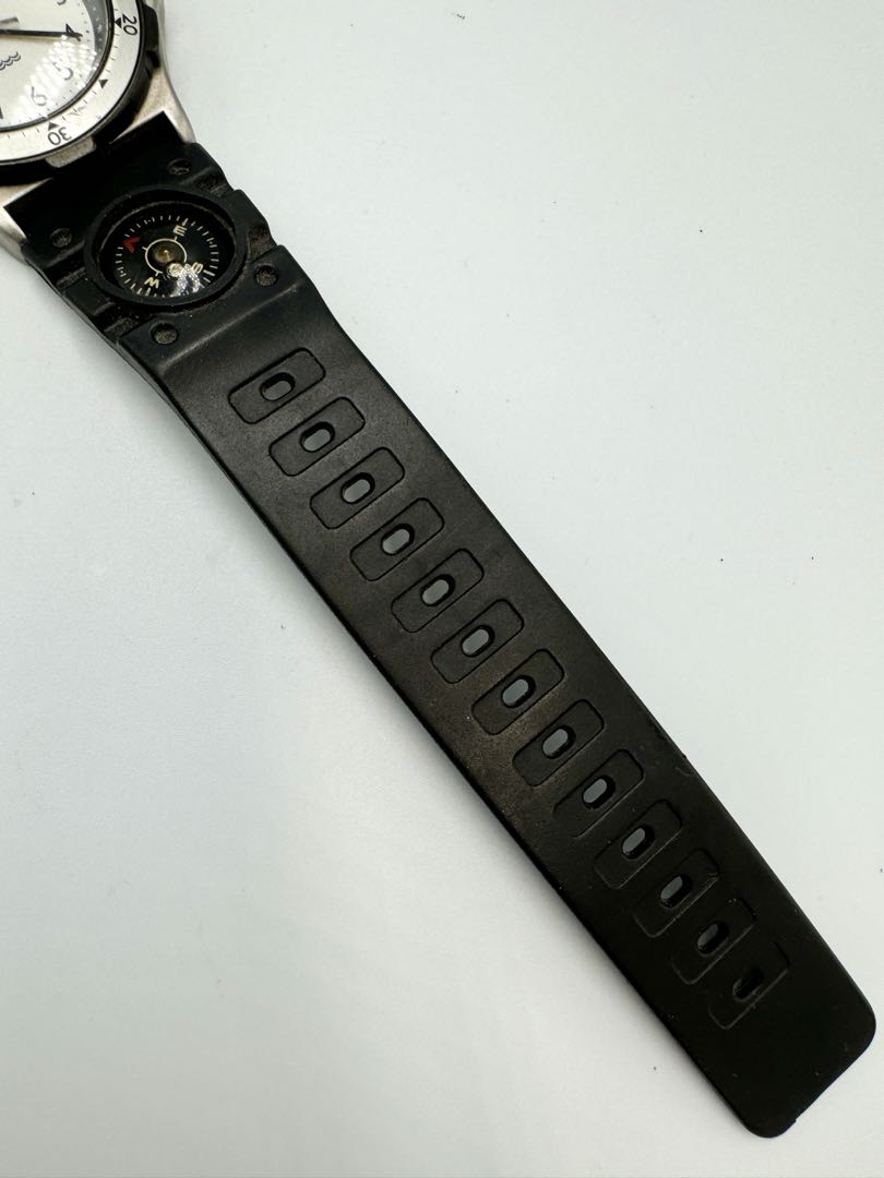 TIMEX Quartz Watch NOT WORKING FOR PARTS