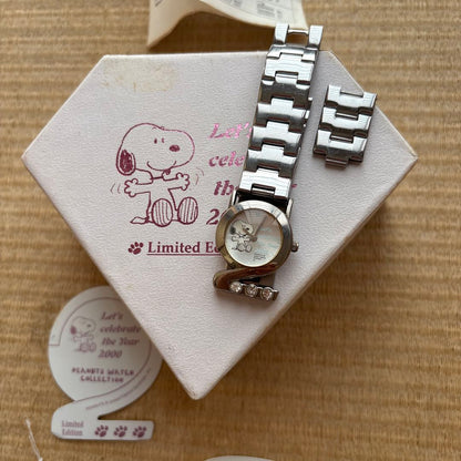 Snoopy Analog Quartz Women