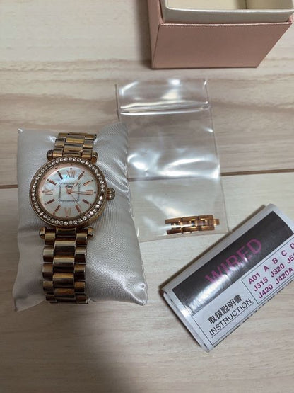 Seiko Wired Analog Quartz Women
