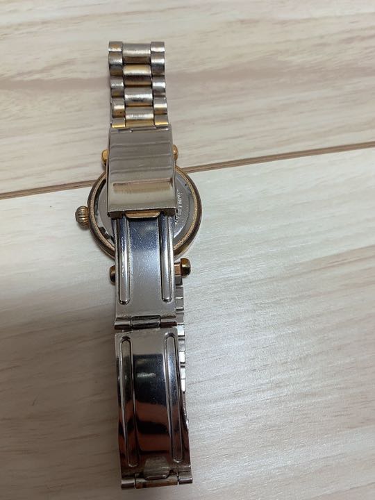 Seiko Wired Analog Quartz Women
