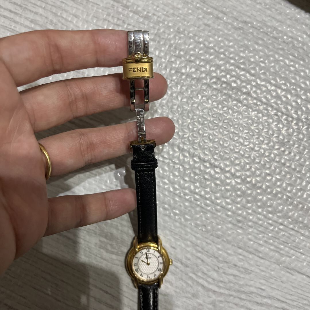 Fendi Analog Quartz Women