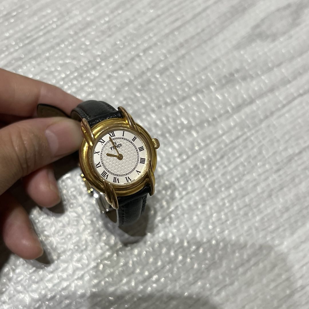 Fendi Analog Quartz Women