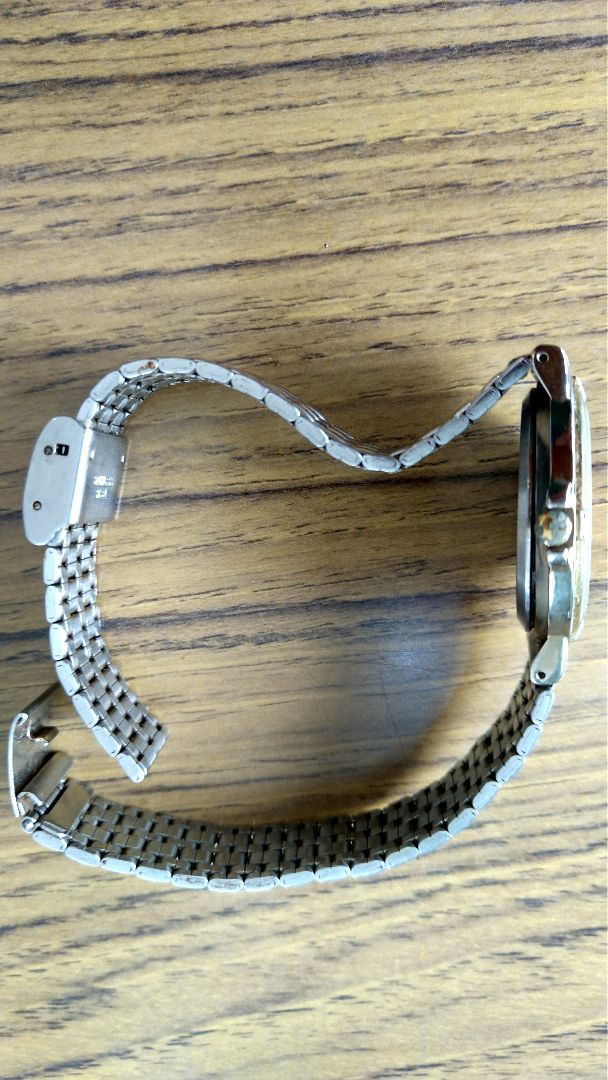 Seiko G-01 Analog Quartz Women