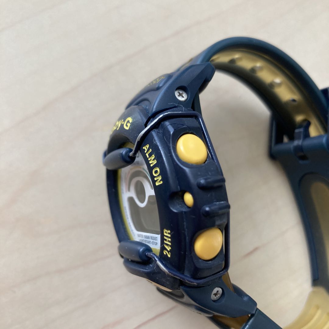 G-Shock X-treme Digital Quartz Women